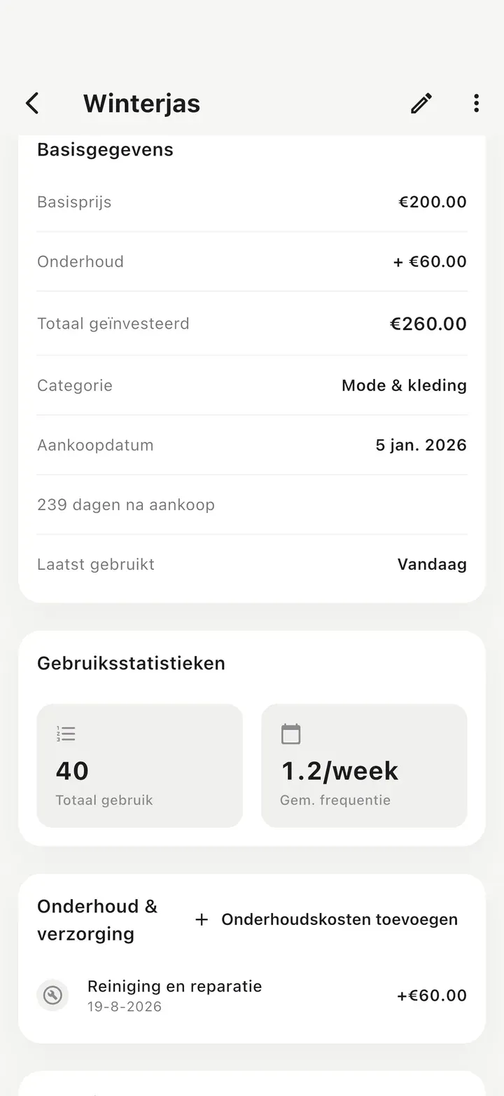 Detailpagina met basisprijs plus onderhoud als totale investering, 40 keer gebruik en een registratie van reiniging en reparatie onder Onderhoud & verzorging.